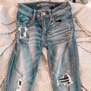 American Eagle blue jeans